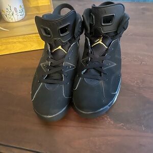 Air Jordan 6 Retro.